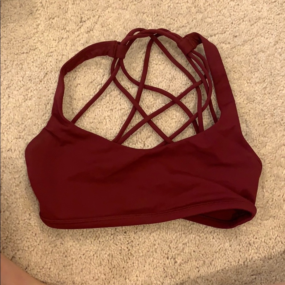Lululemon sports bra red